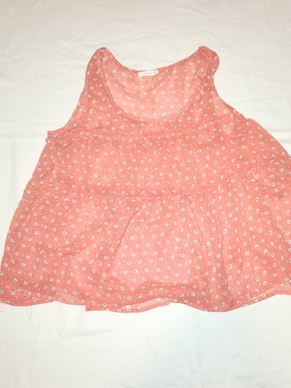 Soprano Coral Pink Sleeveless Tiered Floral Camisole
